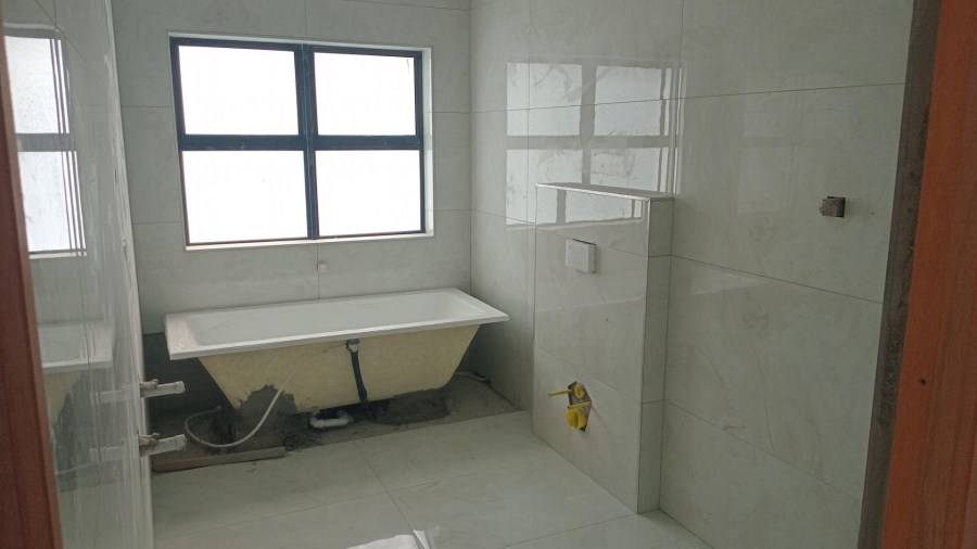 5 Bedroom Property for Sale in Sandown Western Cape